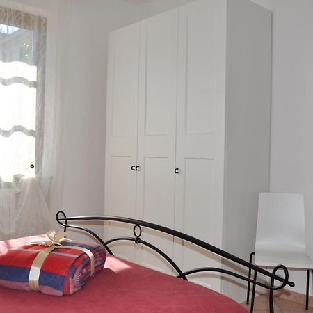 B&B Sarita'S Rooms Чертоза-ді-Павія Екстер'єр фото
